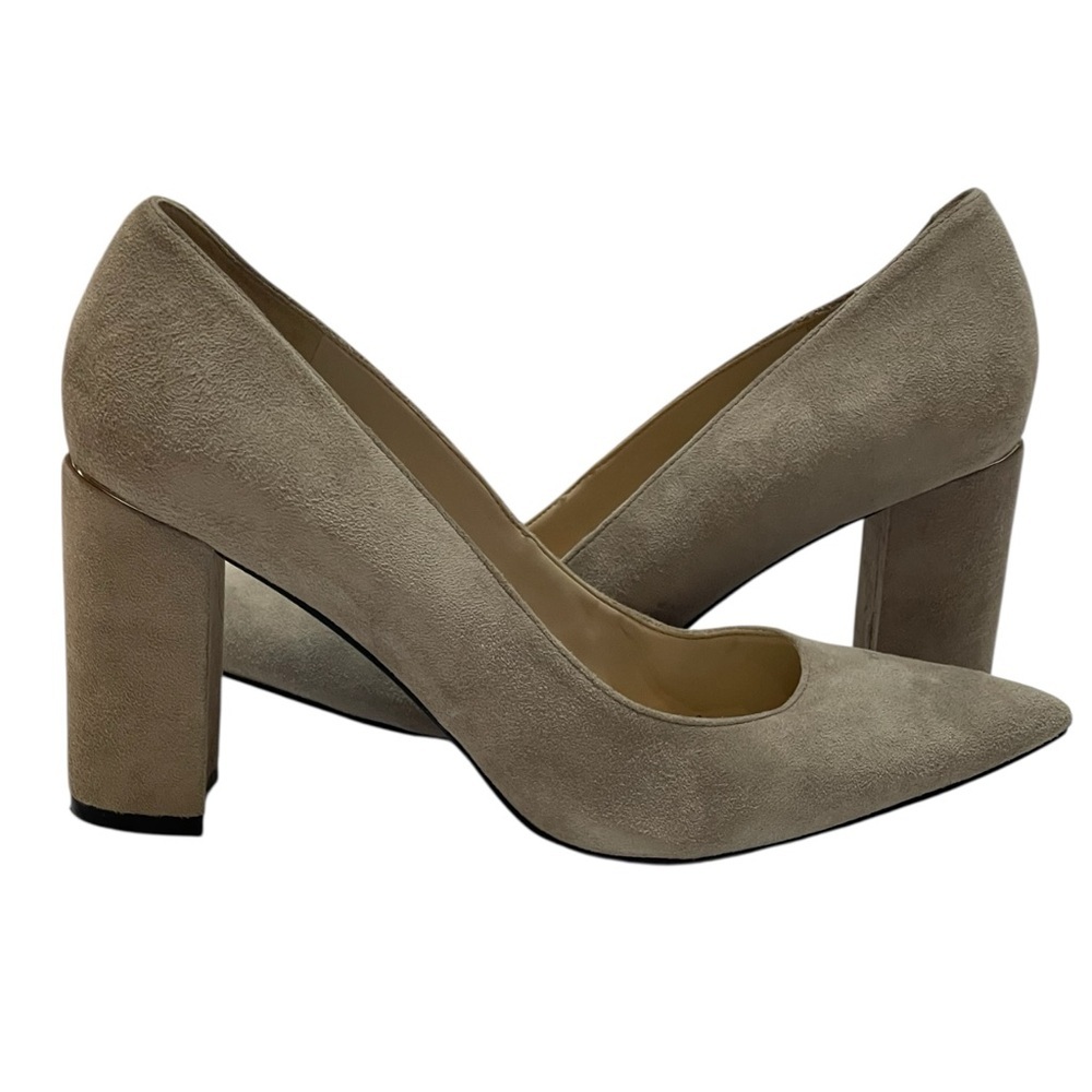 MARC FISHER VIVIENE BEIGH SUEDE BLOCK HEELS SZ 9 MED